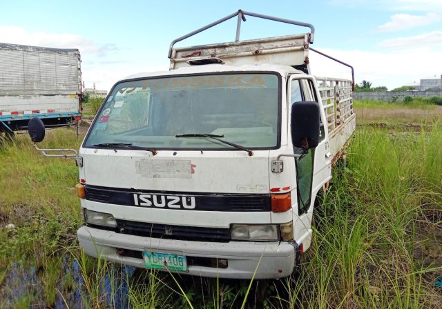 Isuzu Stake Truck - First Standard