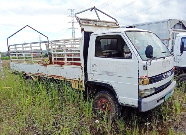 Isuzu Stake Truck - First Standard