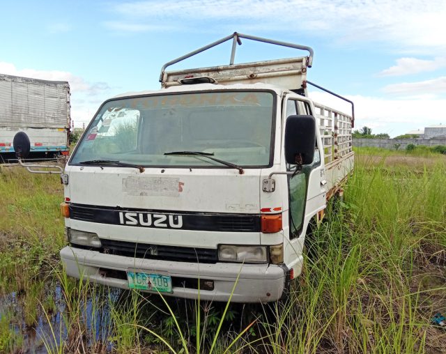 Isuzu Stake Truck - First Standard